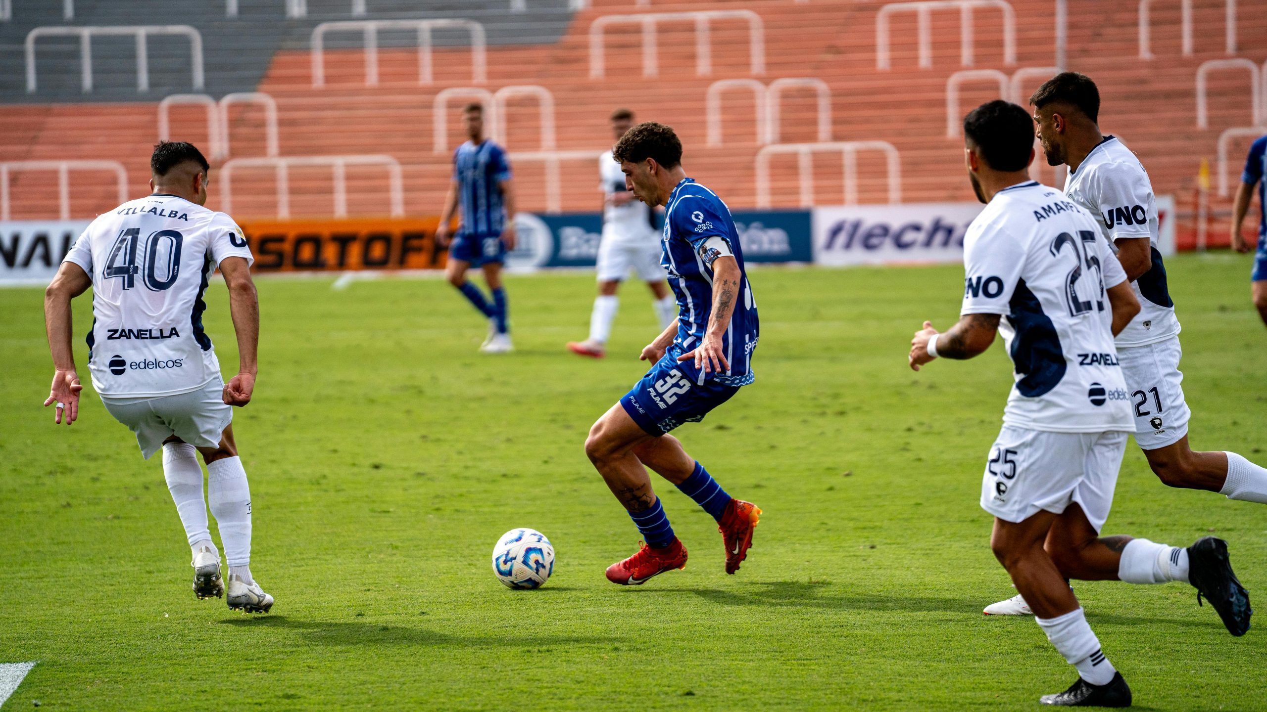 trận đấu (243)